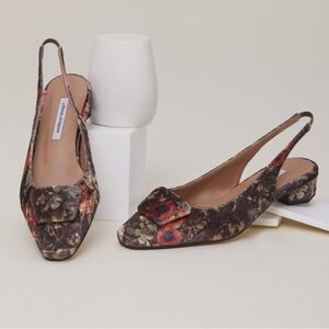 About Arianne beauty galo velvet slingbacks in garden print. Size 38
